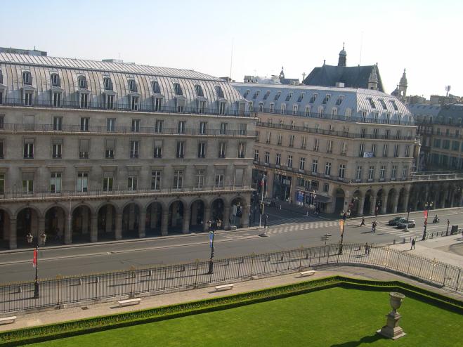  Rue de Rivoli vue depuis le Louvre